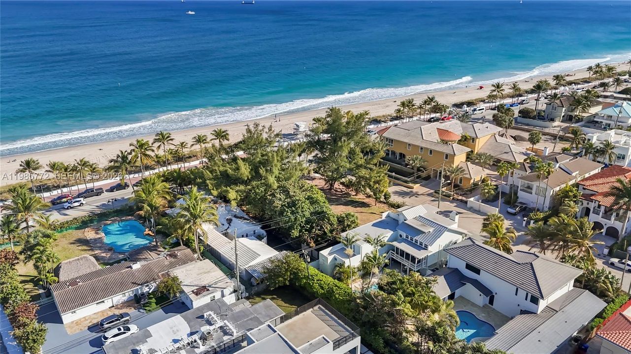 待售: $3,500,000 (0.17 acres)