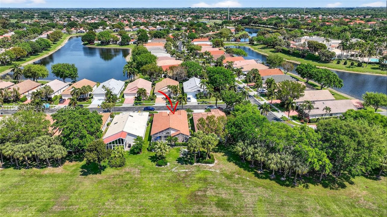 En Venta: $469,900 (3 camas, 2 baños, 2049 Pies cuadrados)