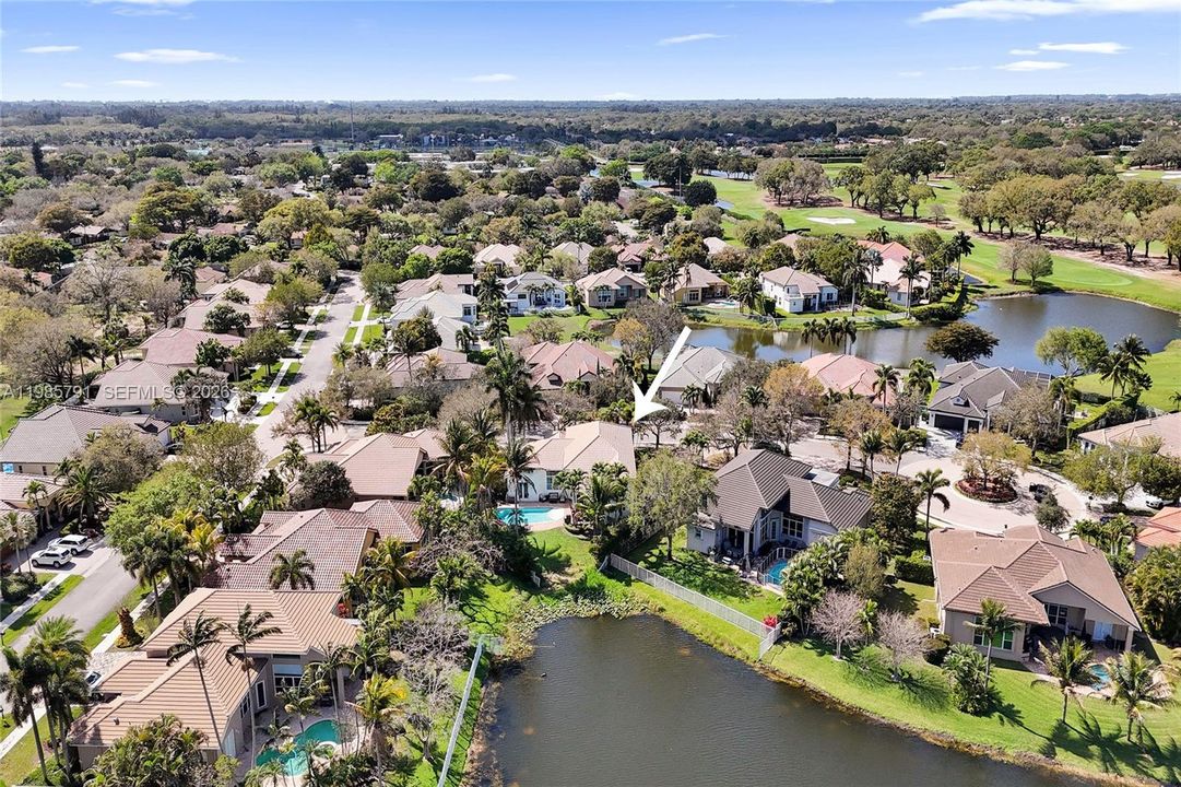 Recently Sold: $1,350,000 (5 beds, 4 baths, 3752 Square Feet)