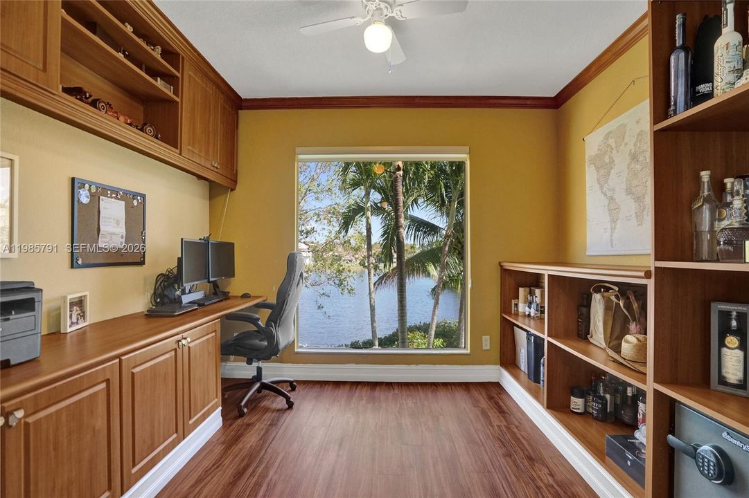 Recently Sold: $1,350,000 (5 beds, 4 baths, 3752 Square Feet)