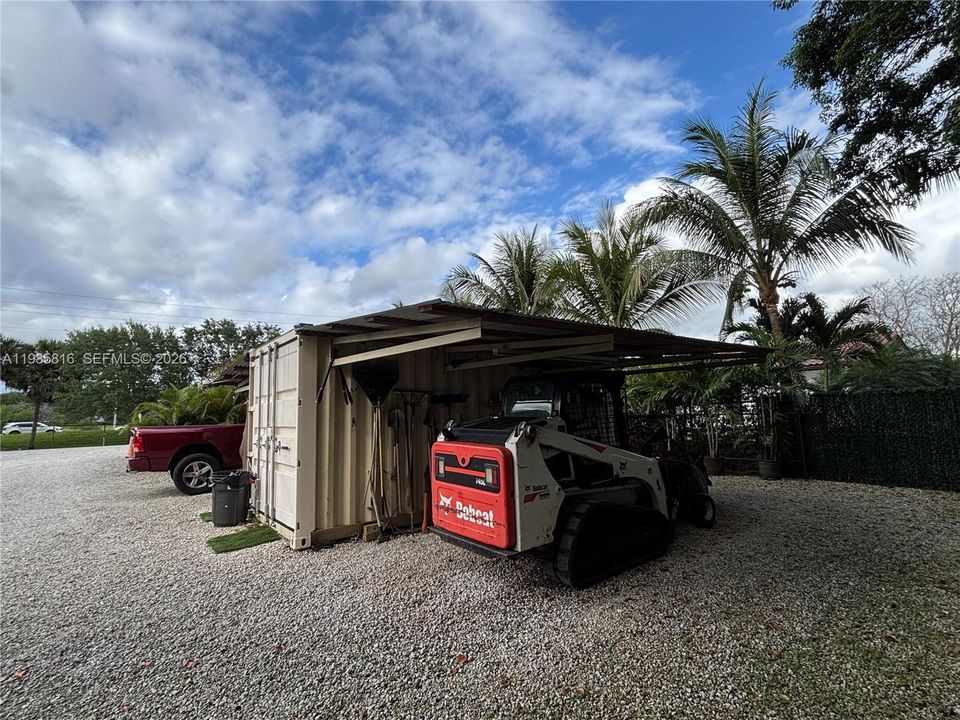 For Sale: $2,475,000 (4 beds, 3 baths, 3052 Square Feet)