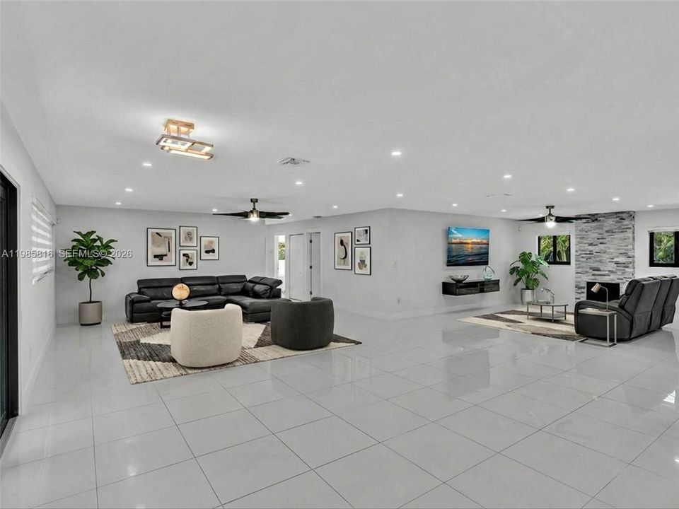 For Sale: $2,475,000 (4 beds, 3 baths, 3052 Square Feet)