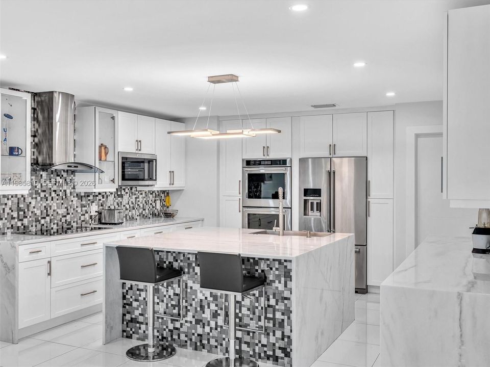 For Sale: $2,475,000 (4 beds, 3 baths, 3052 Square Feet)