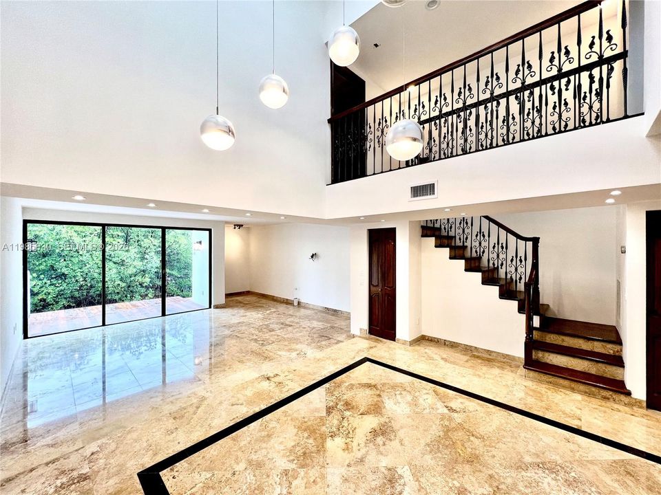 На продажу: $989,000 (3 спален, 2 ванн, 2265 Квадратных фут)