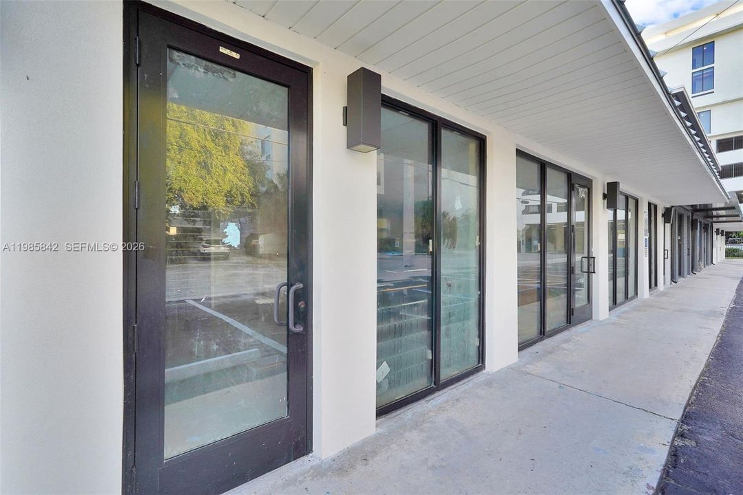 На продажу: $1,950,000 (0 спален, 0 ванн, 0 Квадратных фут)