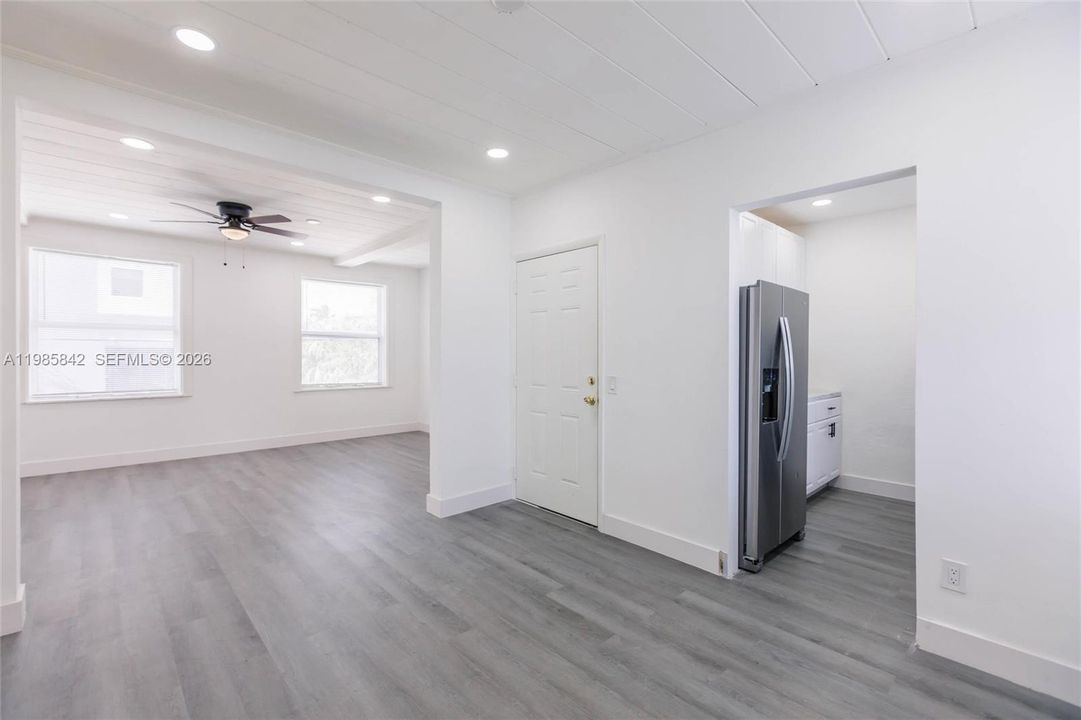 На продажу: $1,950,000 (0 спален, 0 ванн, 0 Квадратных фут)