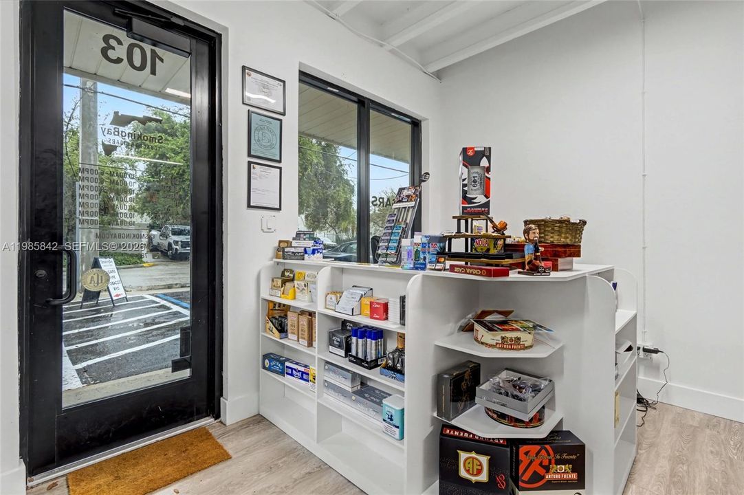 На продажу: $1,950,000 (0 спален, 0 ванн, 0 Квадратных фут)