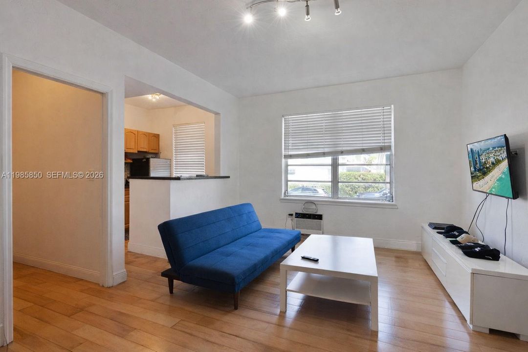 En Venta: $220,000 (1 camas, 1 baños, 407 Pies cuadrados)