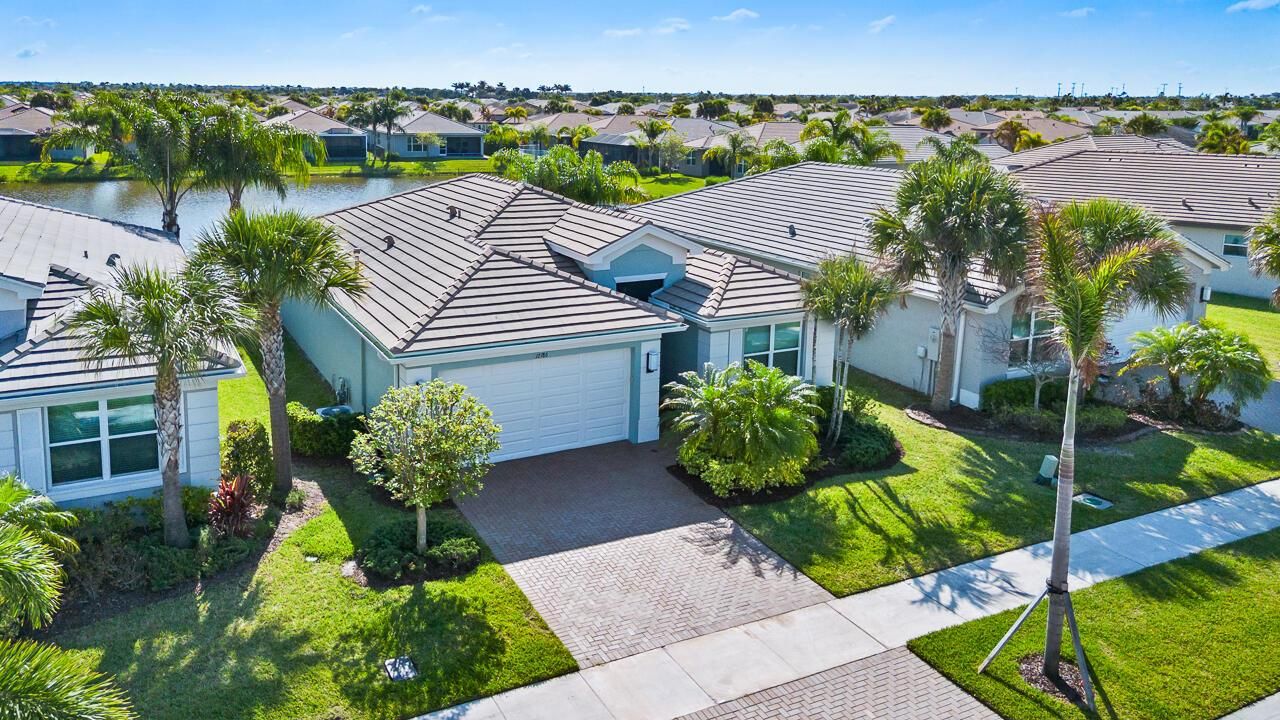 12186 SW Jasper Lake Way-53