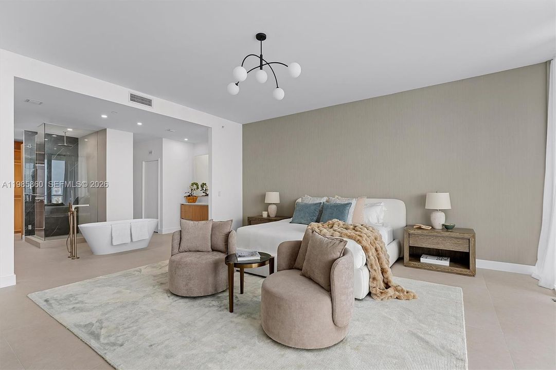 Activo con contrato: $24,950 (4 camas, 5 baños, 3000 Pies cuadrados)