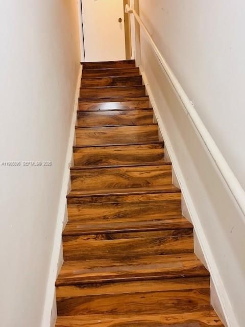 В аренду: $7,200 (0 спален, 0 ванн, 0 Квадратных фут)