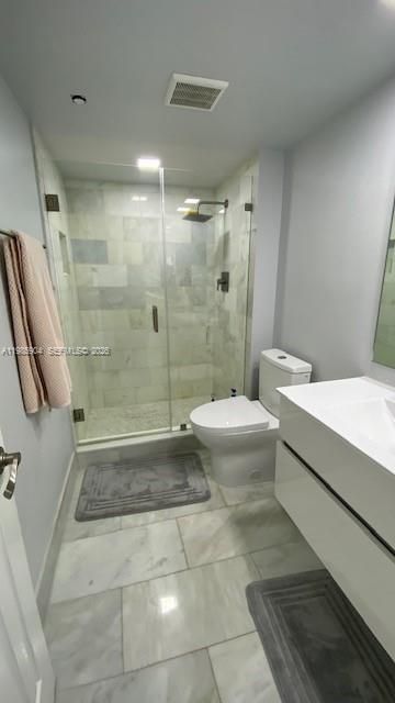 Недавно арендовано: $2,150 (2 спален, 2 ванн, 1100 Квадратных фут)