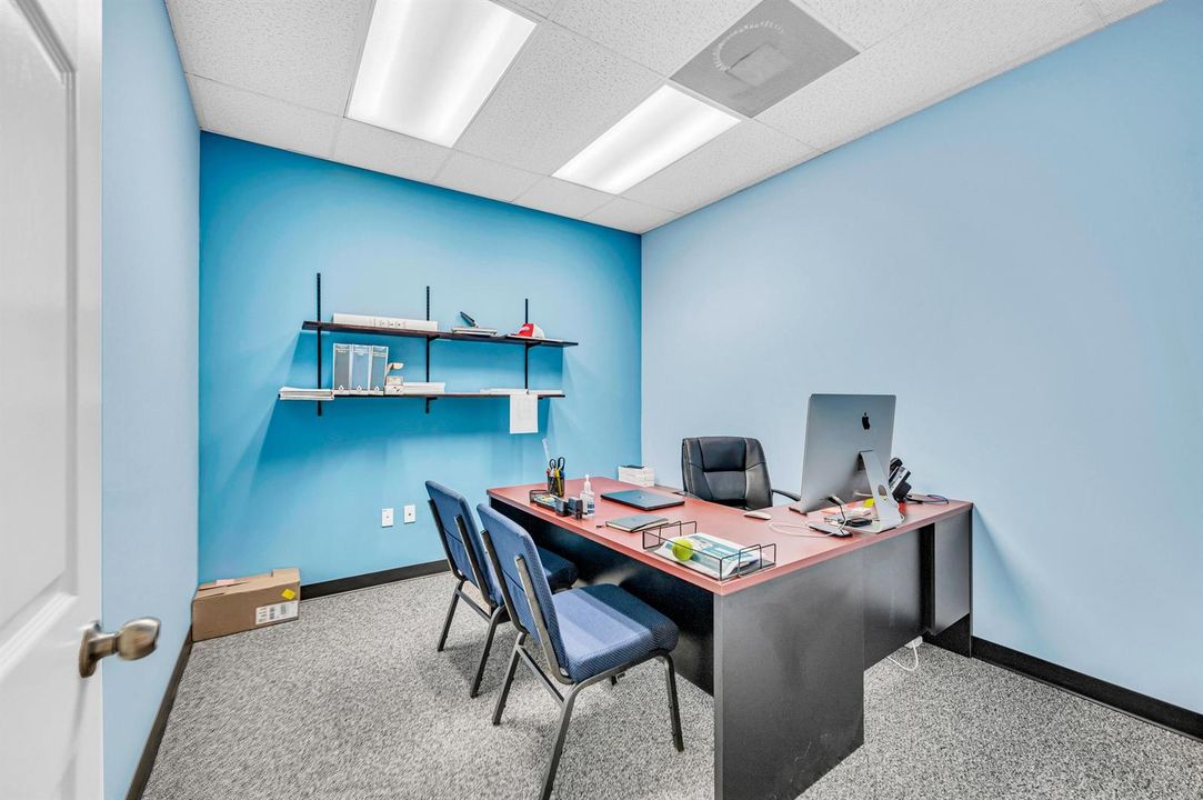 6090 BOULEVARD OF CHAMPIONS-62