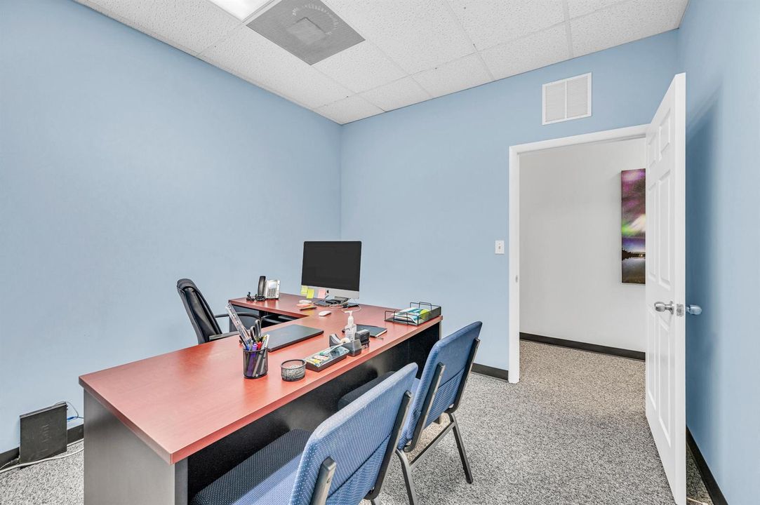 6090 BOULEVARD OF CHAMPIONS-63