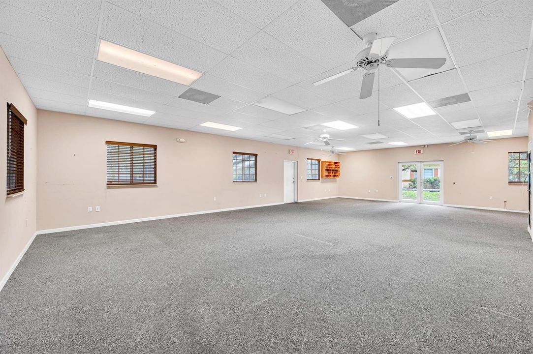 6090 BOULEVARD OF CHAMPIONS-17