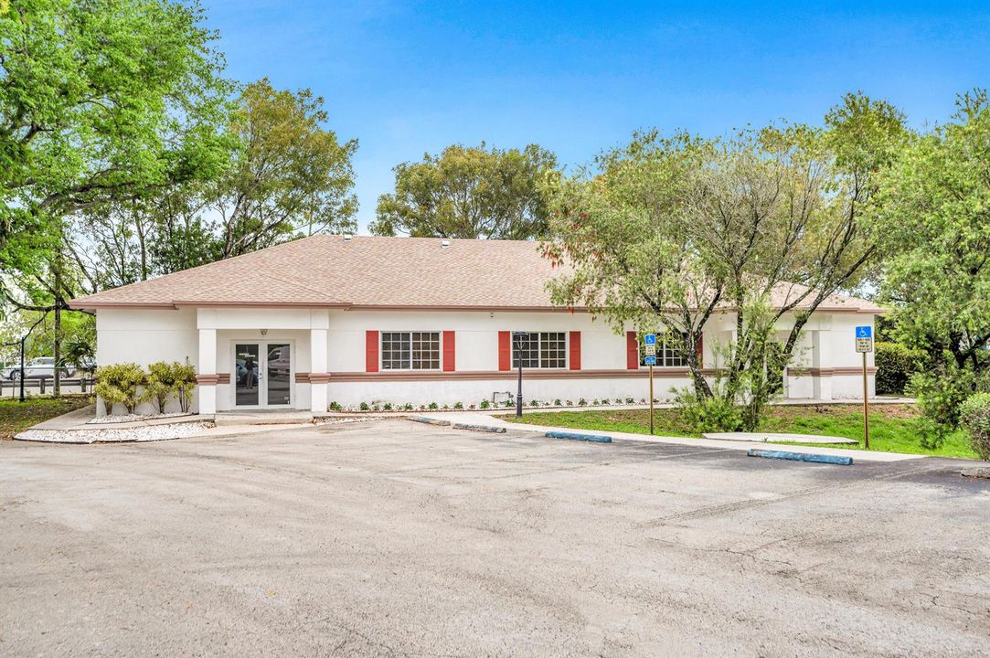 6090 BOULEVARD OF CHAMPIONS-1