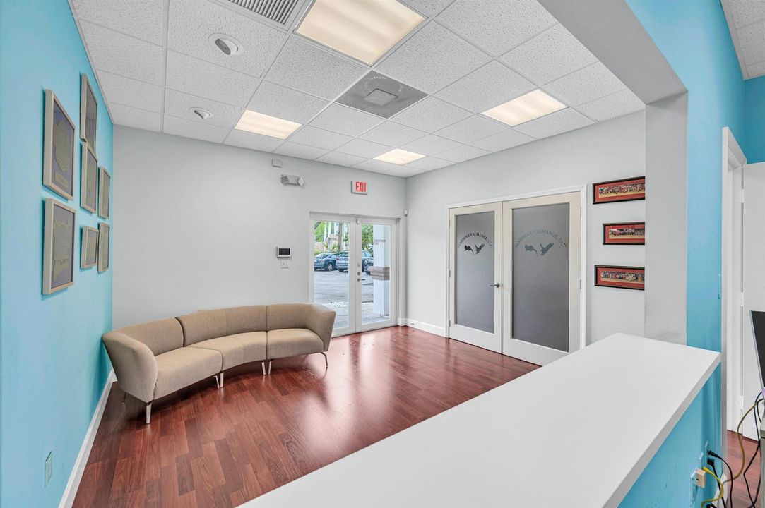 6090 BOULEVARD OF CHAMPIONS-34