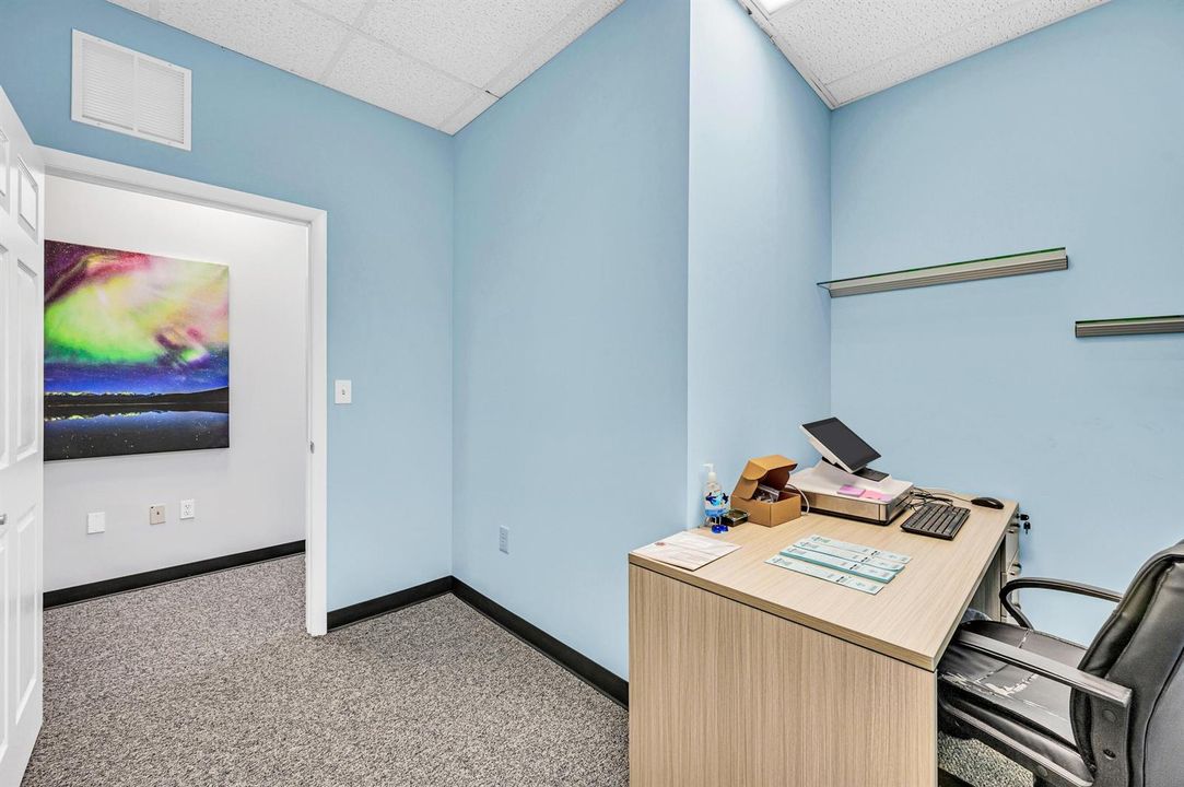 6090 BOULEVARD OF CHAMPIONS-61