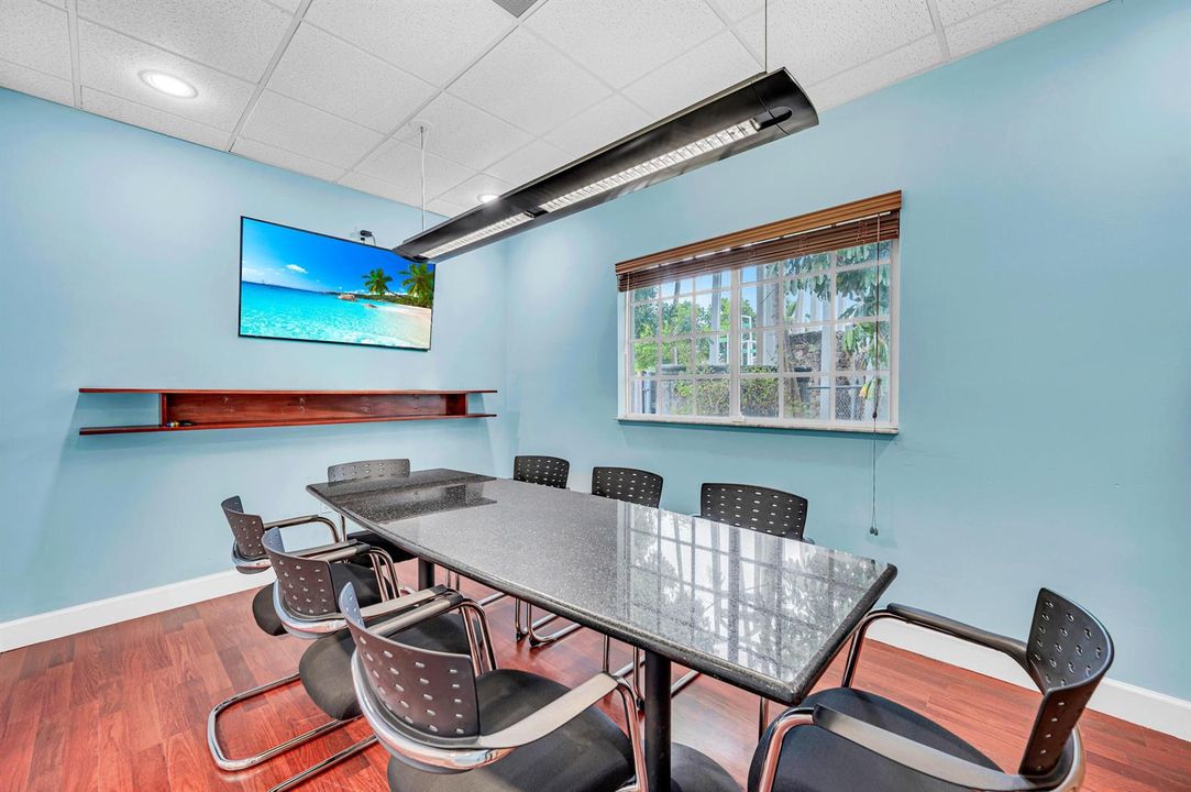 6090 BOULEVARD OF CHAMPIONS-38