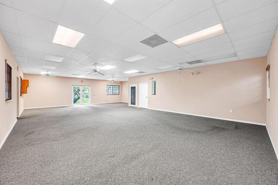 6090 BOULEVARD OF CHAMPIONS-19