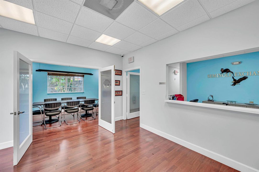 6090 BOULEVARD OF CHAMPIONS-35