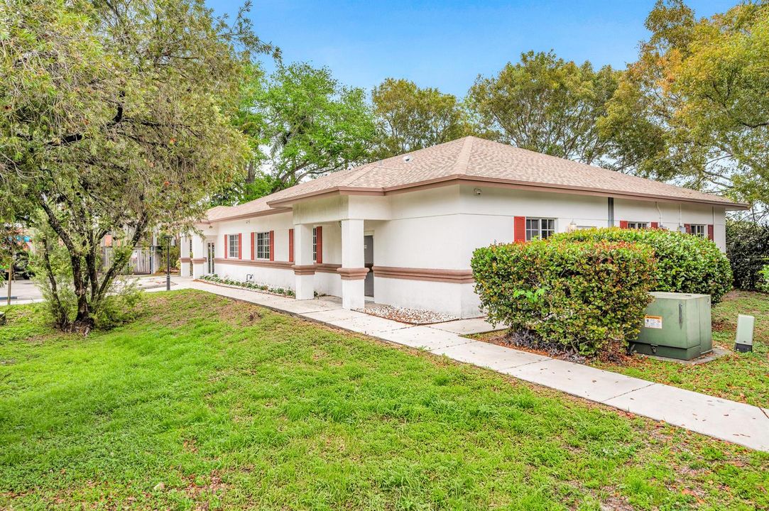 6090 BOULEVARD OF CHAMPIONS-8