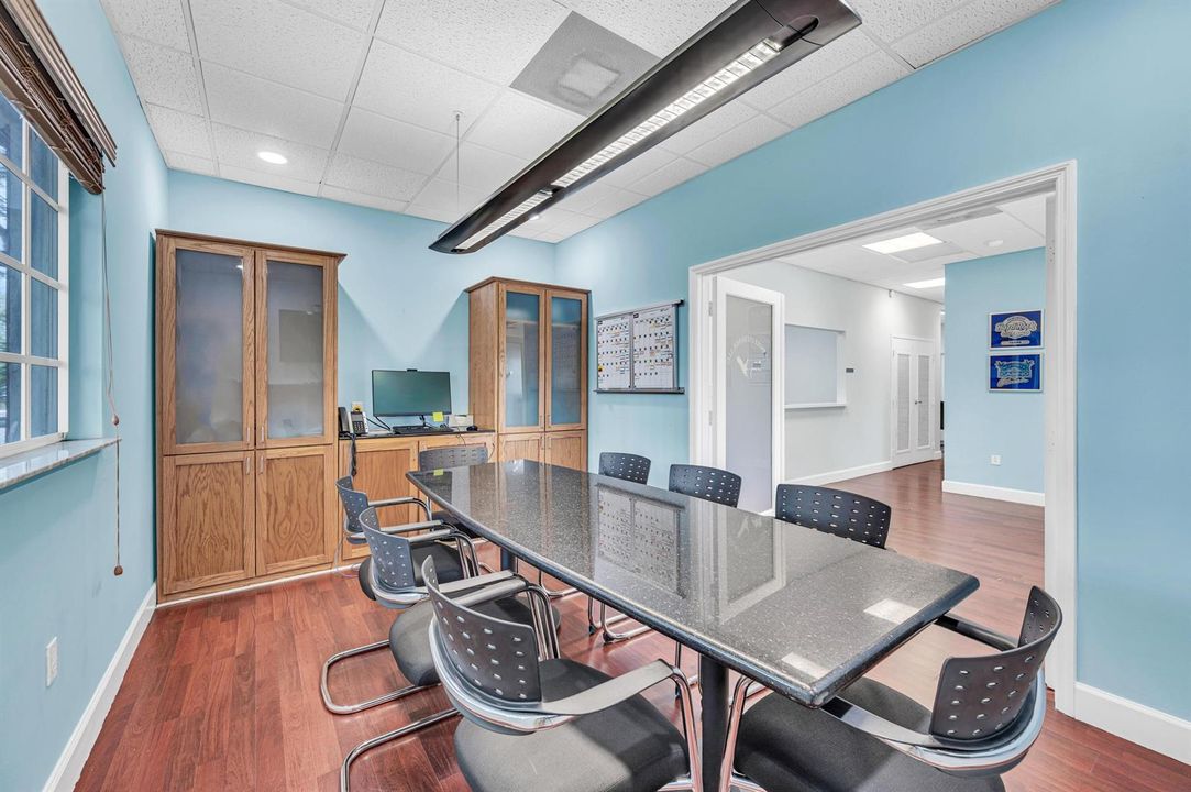 6090 BOULEVARD OF CHAMPIONS-39