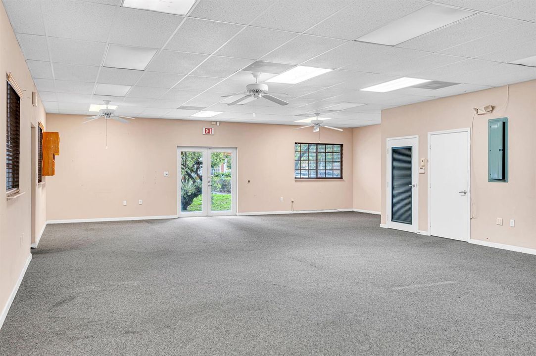 6090 BOULEVARD OF CHAMPIONS-20