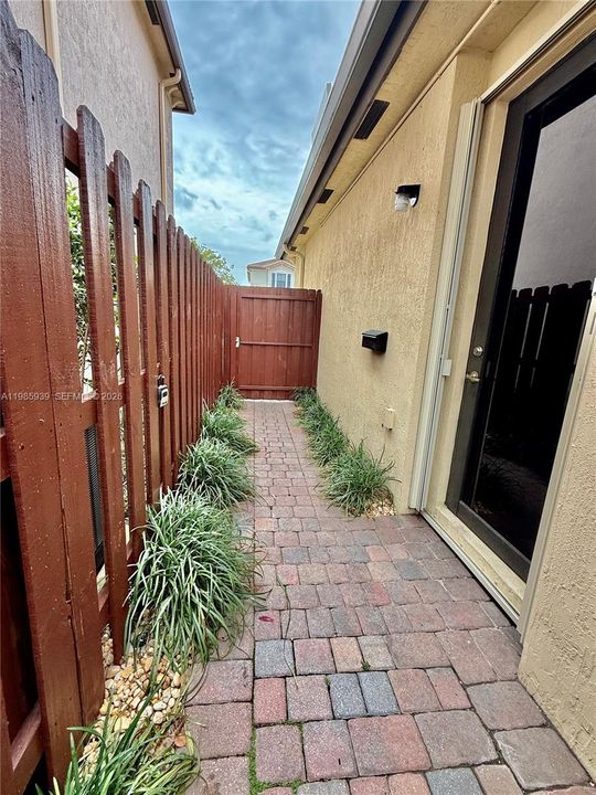 En Renta: $1,500 (1 camas, 1 baños, 400 Pies cuadrados)