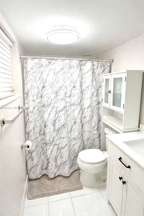 For Sale: $209,750 (2 beds, 2 baths, 900 Square Feet)