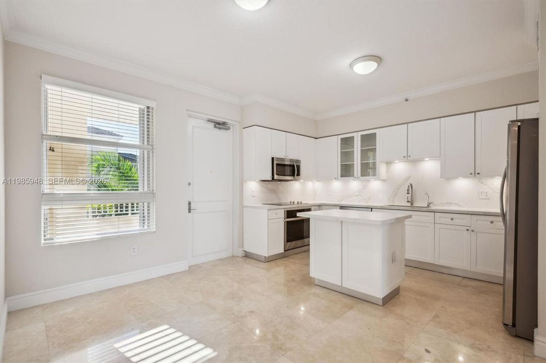 En Renta: $12,500 (3 camas, 3 baños, 1830 Pies cuadrados)