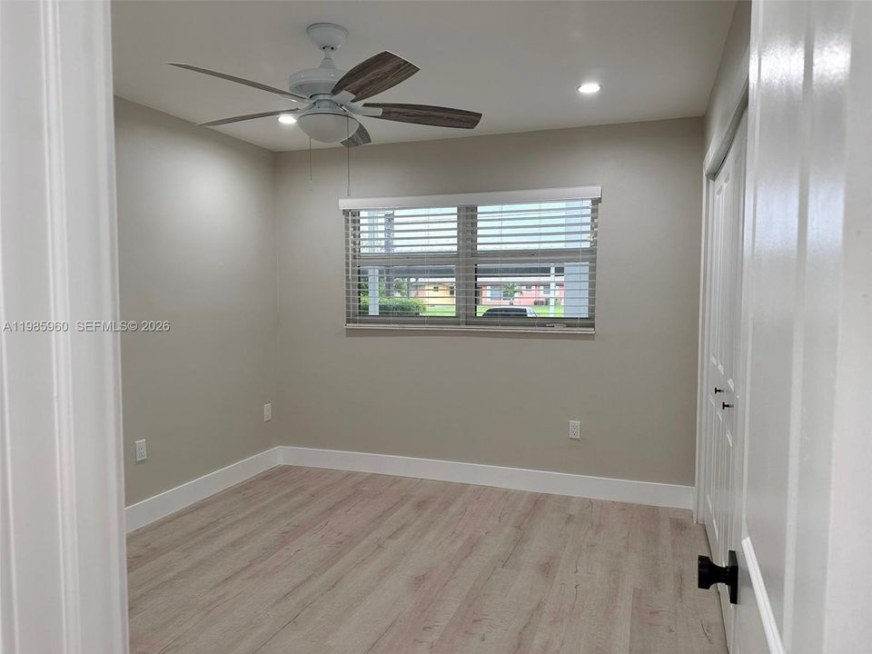 В аренду: $1,875 (2 спален, 2 ванн, 1013 Квадратных фут)