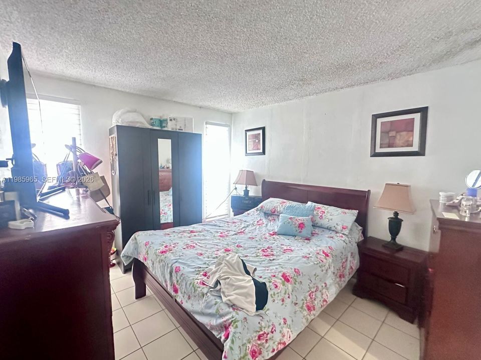 На продажу: $189,000 (1 спален, 1 ванн, 510 Квадратных фут)