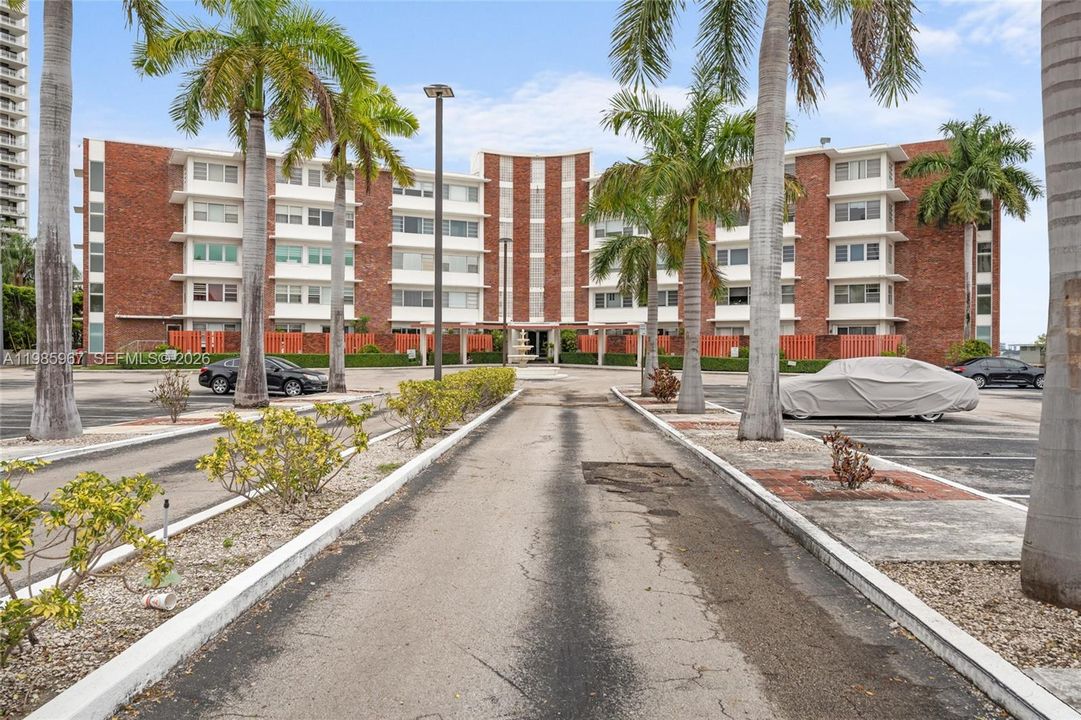На продажу: $259,000 (1 спален, 1 ванн, 891 Квадратных фут)