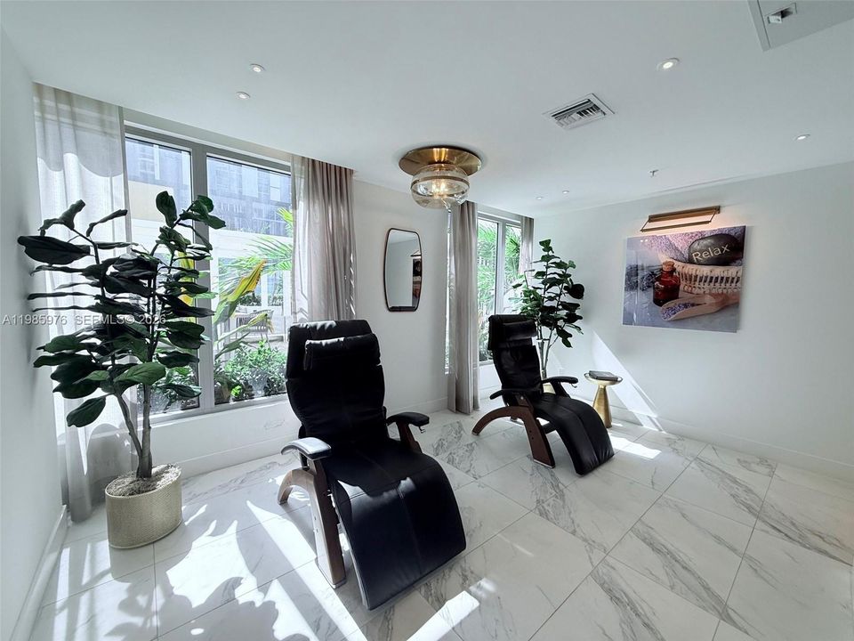 出租: $56 (0 贝兹, 0 浴室, 0 平方英尺)