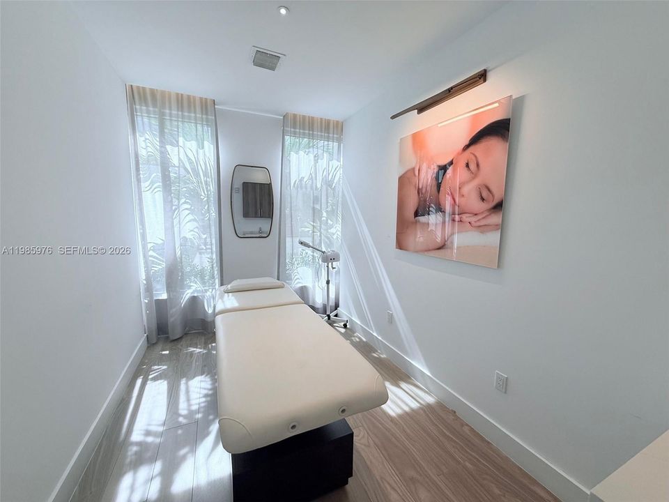 出租: $56 (0 贝兹, 0 浴室, 0 平方英尺)