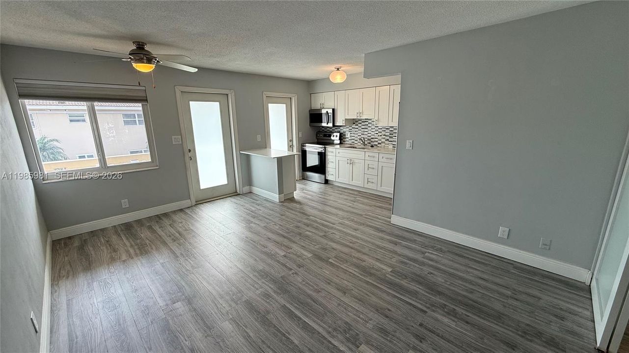 В аренду: $1,600 (1 спален, 1 ванн, 560 Квадратных фут)