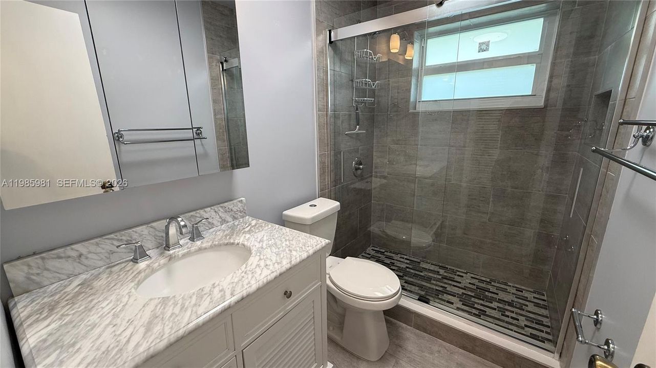 В аренду: $1,600 (1 спален, 1 ванн, 560 Квадратных фут)