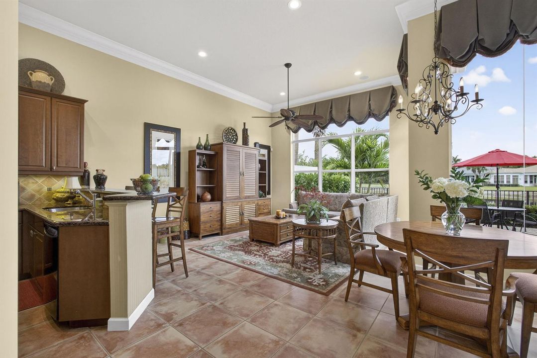 Kitchen/Family