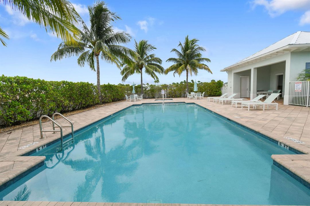 OceanBreezePool2