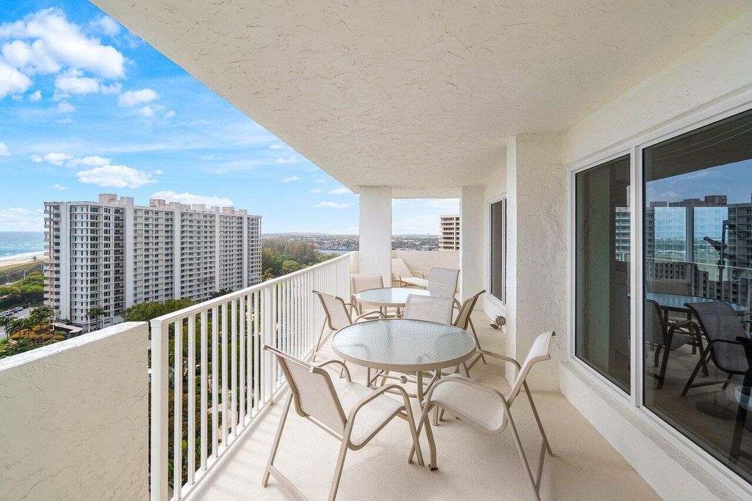 LARGE BALCONY