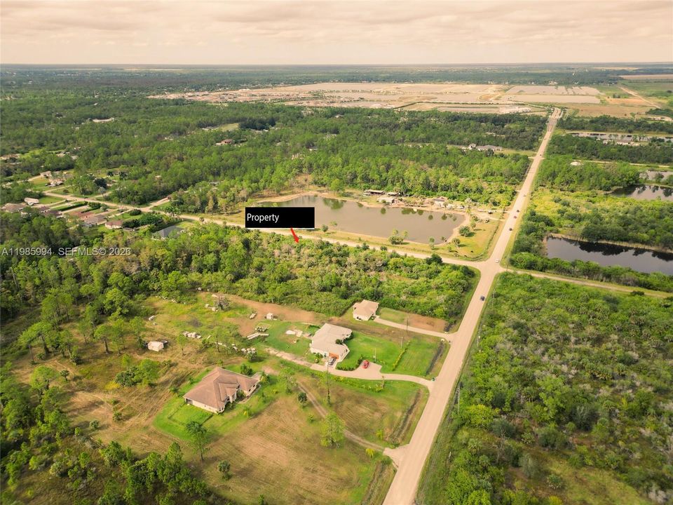 На продажу: $190,000 (2.81 acres)