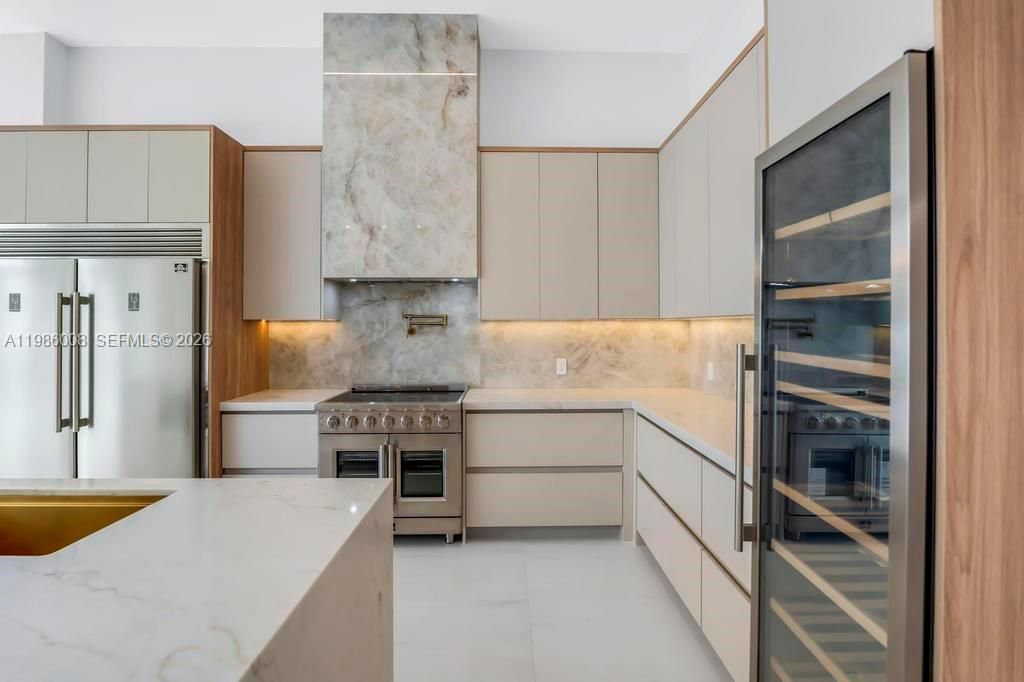Vendido Recientemente: $2,700,000 (4 camas, 4 baños, 0 Pies cuadrados)