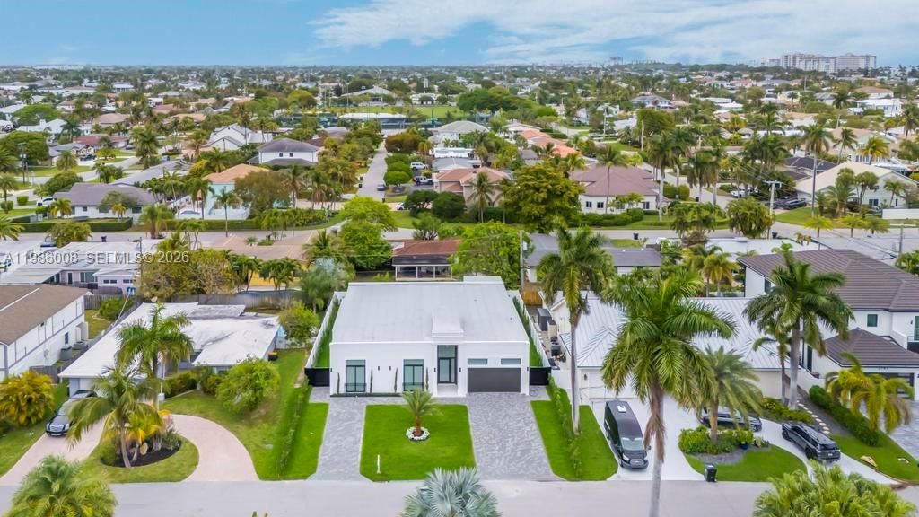 Vendido Recientemente: $2,700,000 (4 camas, 4 baños, 0 Pies cuadrados)