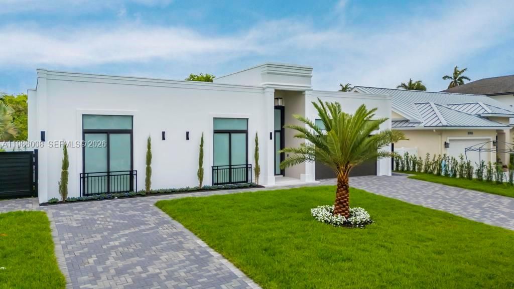 Vendido Recientemente: $2,700,000 (4 camas, 4 baños, 0 Pies cuadrados)