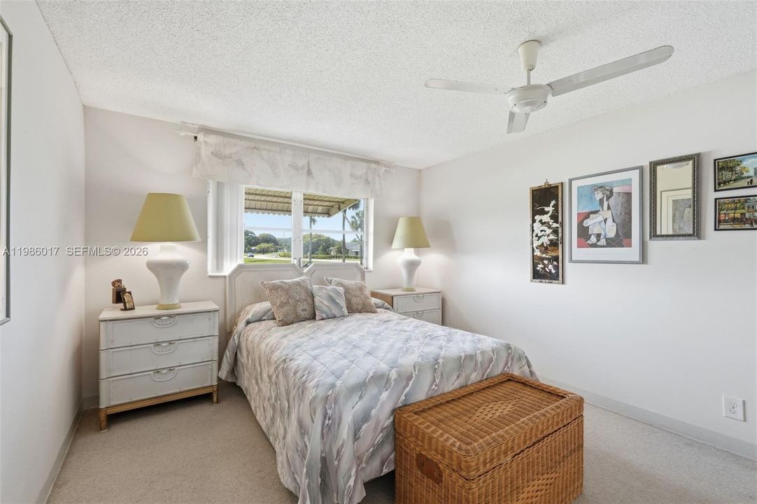 For Sale: $222,000 (2 beds, 2 baths, 1250 Square Feet)