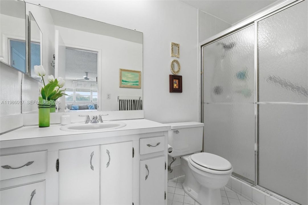 For Sale: $222,000 (2 beds, 2 baths, 1250 Square Feet)