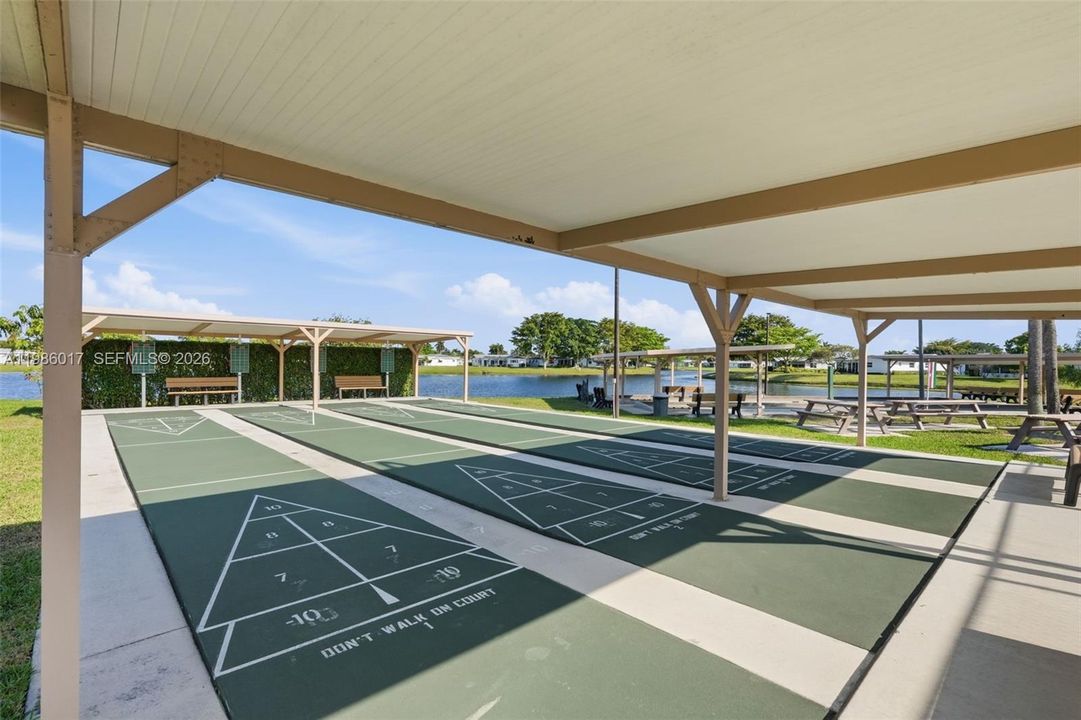 For Sale: $222,000 (2 beds, 2 baths, 1250 Square Feet)