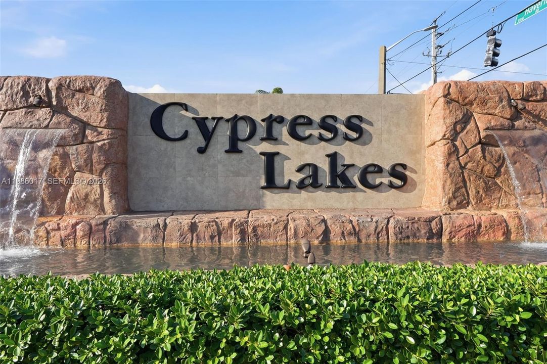 For Sale: $222,000 (2 beds, 2 baths, 1250 Square Feet)