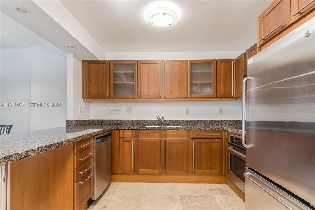 For Sale: $760,000 (0 beds, 1 baths, 760 Square Feet)